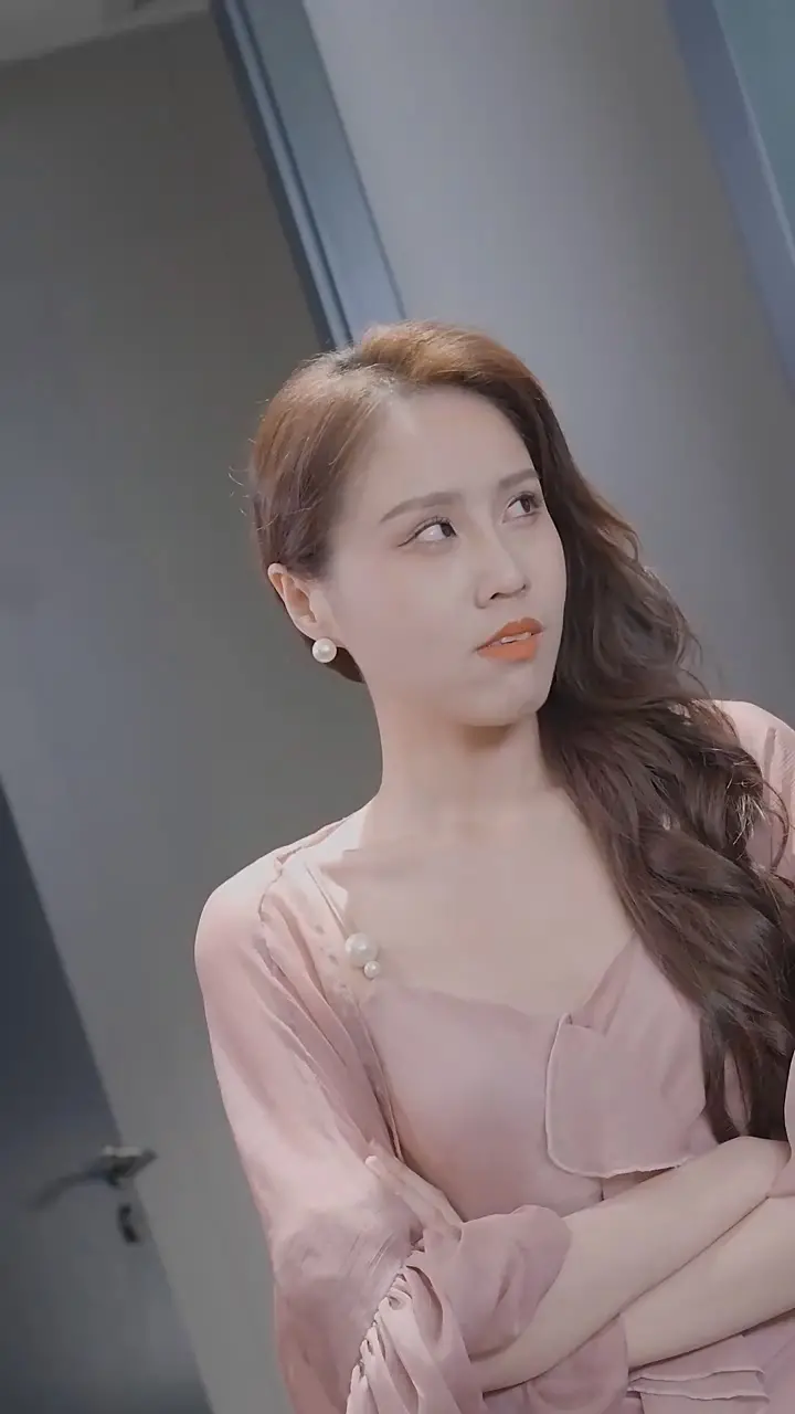 《天价豪宠》：总裁的契约娇妻，极致浪漫与情感纠葛